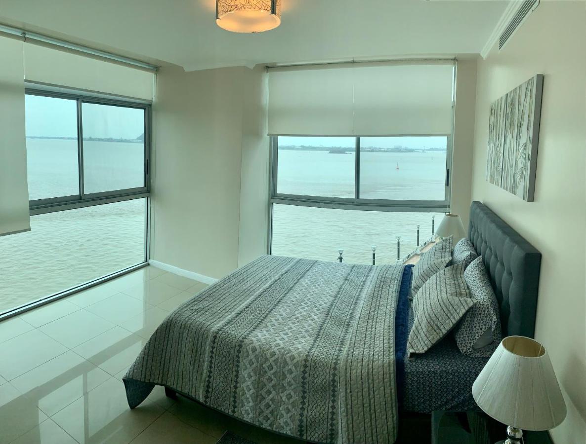 Apartamento Vista Al Rio Puerto Santana Riverfront 1 과야킬 외부 사진